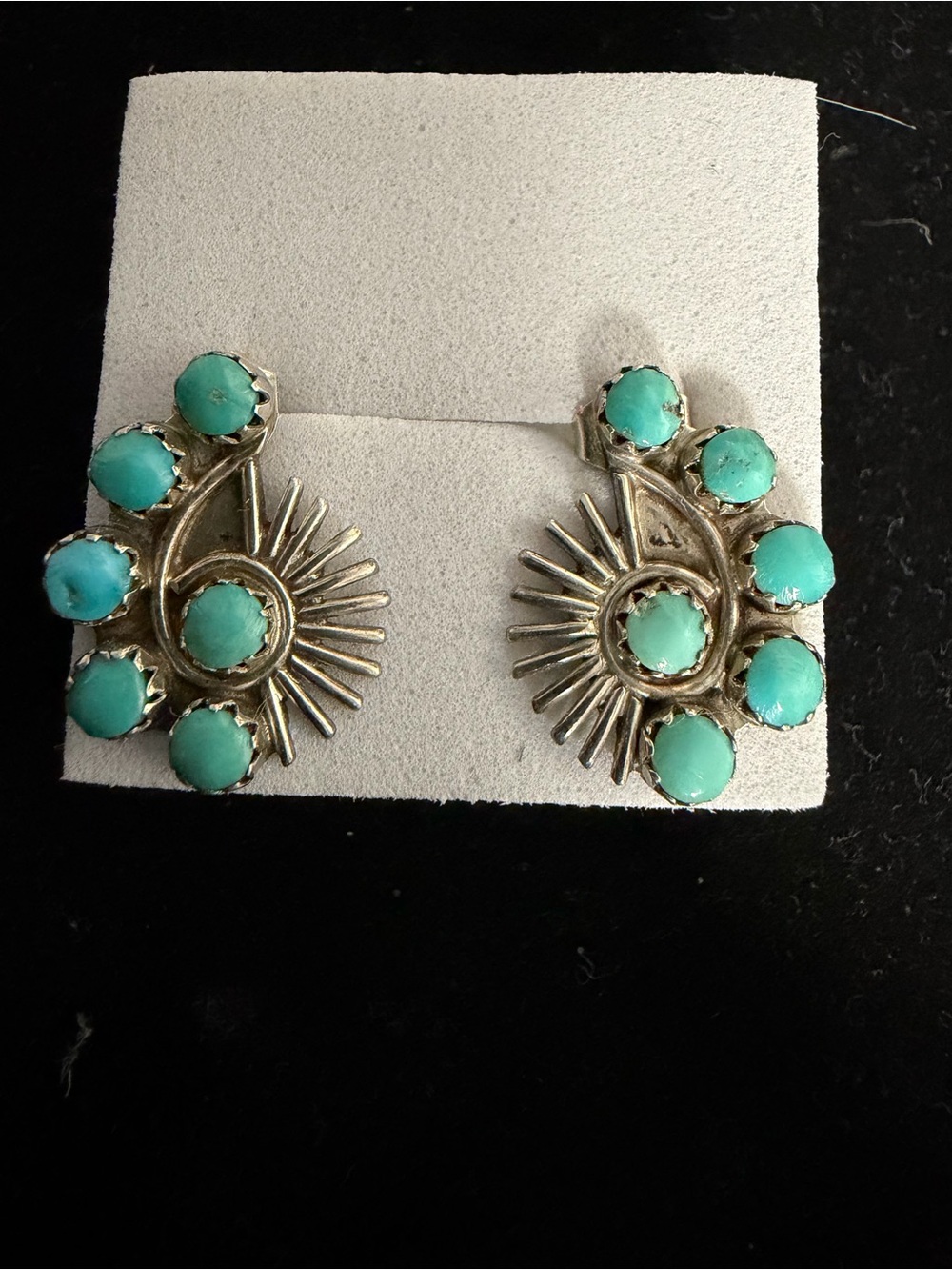 Native vintage Sterling silver Sunburst Silver Earrings - Zuni